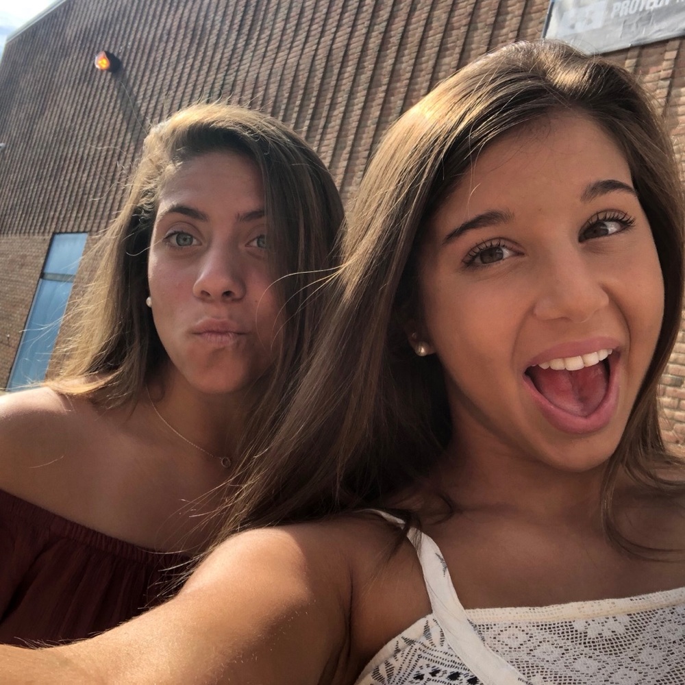 Meet your Posher, Lissette